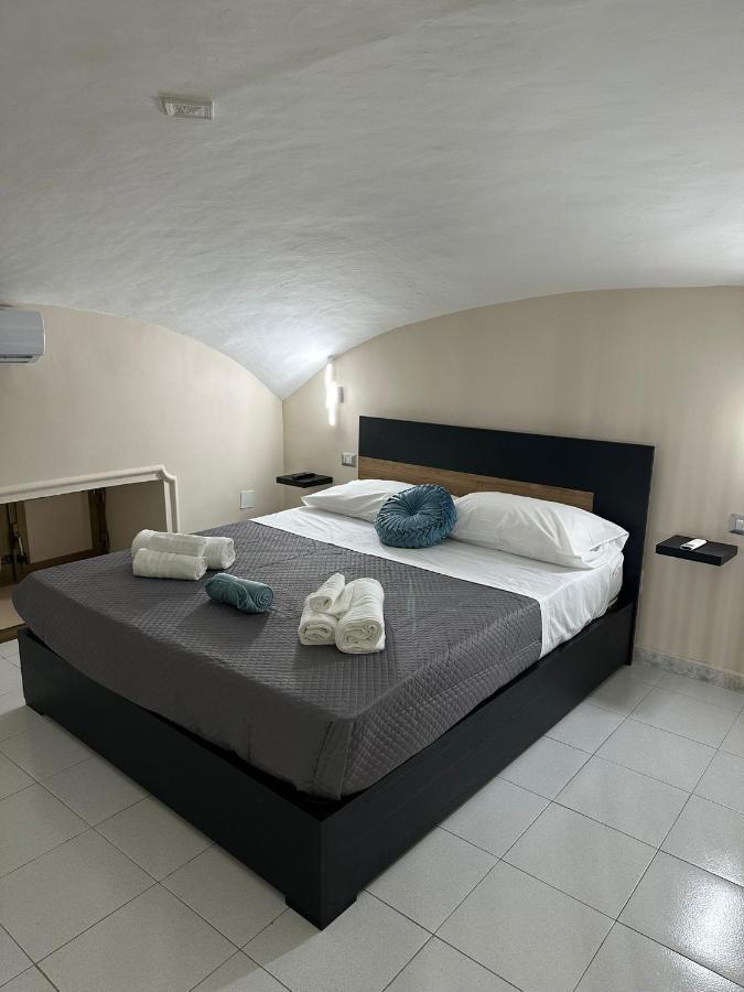 Napoli Centro - La Casa Di Sasa Bed and Breakfast Eksteriør billede